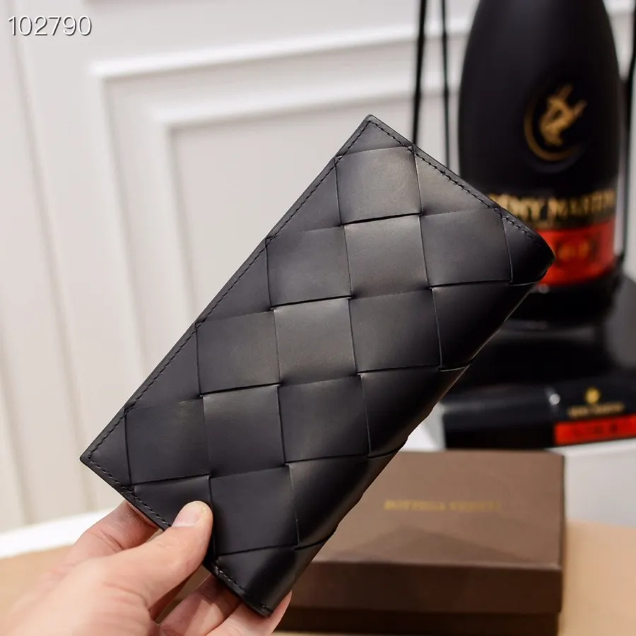 🎉🎉🎉BOTTEA VENETA Style No.: 99511# Material: Imported fetal cowhide hand-woven Specifications: Picture size BVBVBV